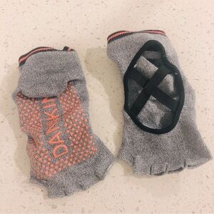 ❤️ Danskin Toeless Yoga Socks Grippy Sole New